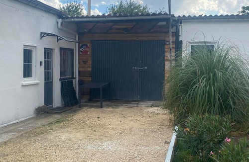 Bourges House | Small house in a quiet area, close to all amenities