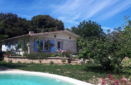 Pignan Apartment | Small house in the countryside near Montpellier