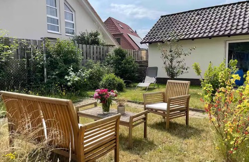 Frielingen Cottage | Small house with private, sunny garden