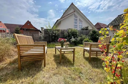 Frielingen Cottage | Small house with private, sunny garden