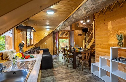 Burnhaupt-le-Haut Ski Chalet | Small Log Cabin for 5 People