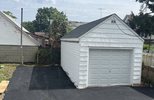 Hillside House | Small room in Hillside,NJ, Businessmen, airline employees, Traveling Nurses