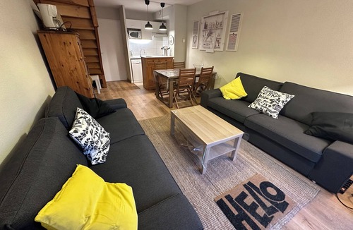 Vignec Apartment | Small semi-detached house in the heart of the Pyrenees