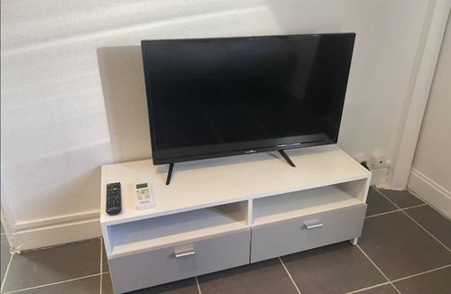 Brignoles Apartment | Small, simple and effective Studio