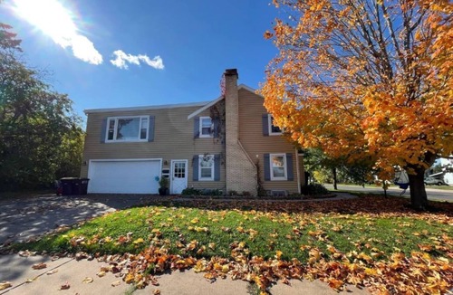 Ashland Apartment | Small simple apartment centrally located to everything in town. Walk or ride.