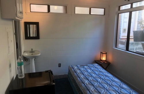 Sunnyside House | Small Studio