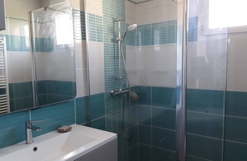 Avoine Bed & Breakfast | Small suite completely new. Independent entrance with private corridor