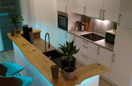 Muerlenbach Apartment | Small time-out 4-bed vacation apartment 2x bath/WC own sauna - Hof Grindelborn,