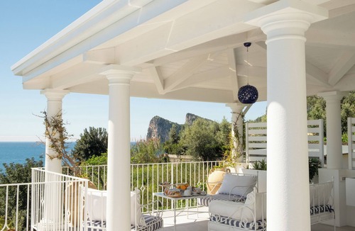 Marina del Cantone House | Small villa a stone's throw from the sea with breathtaking views