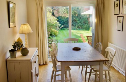 Cambridge House | Smart and Comfortable Cambridge House