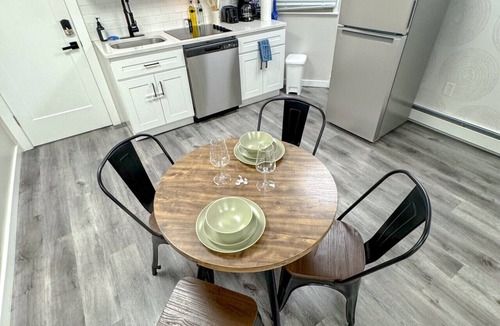 North Ironbound Apartment | Smart and Cozy Studio NEAR NYC!
