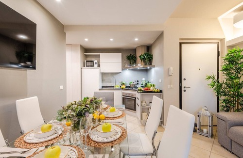 Lucca Apartment | Smart Apartment with Outdoor and Private Parking