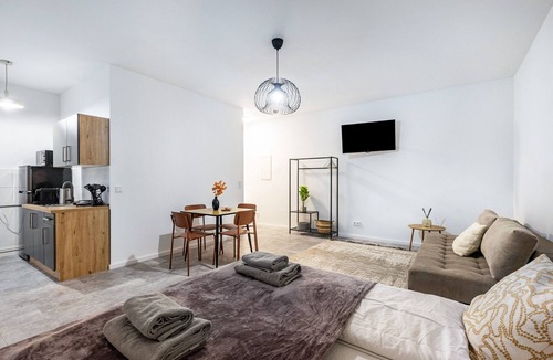 Steglitz Apartment | Smart Home Studio | Near Ku’damm Living Apartment 2 – Modern Comfort in Berlin