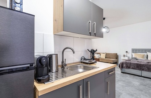 Steglitz Apartment | Smart Home Studio | Near Ku’damm Living Apartment 2 – Modern Comfort in Berlin