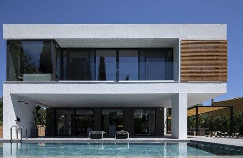 Potamos Villa | Smart, Luxury Villa with Jacuzzi, private pool, garden for relaxing getaway close to Corfu Town