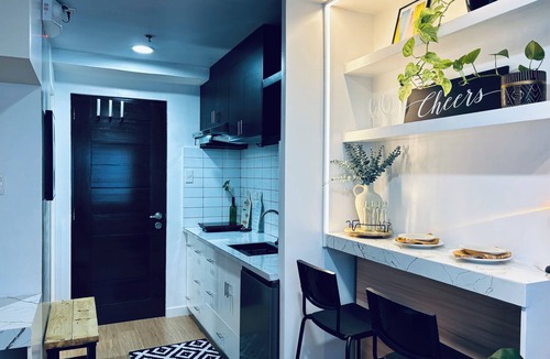 Baguio Apartment | Smart Stay 2600