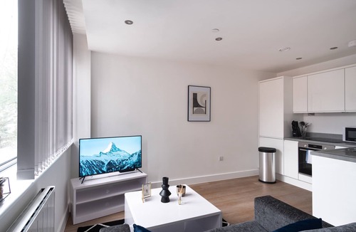 Old Trafford Apartment | Smart Studio Stay Zeni Alexandra Rise Manchester