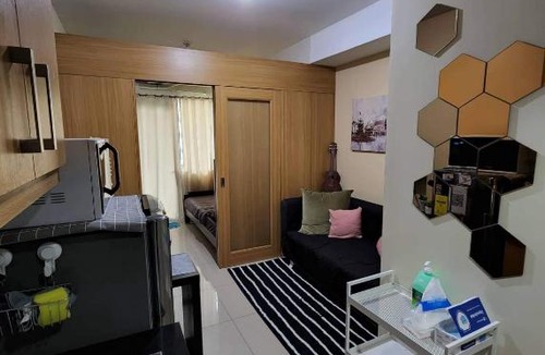 Barangay 76 House | SMDC Shell Residences - Unit 737 B by RNGB