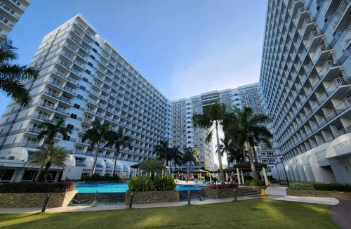 Barangay 76 House | SMDC Shell Residences - Unit 737 B by RNGB