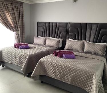Standerton House | Smileys accomodation