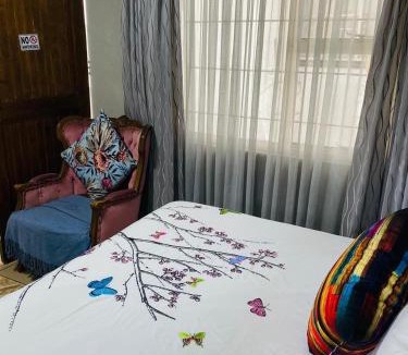Standerton House | Smileys accomodation