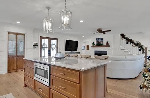 Double Springs House | Smith Lake Retreat on over 2 acres; Peaceful home and yard on quiet part of lake