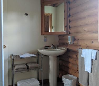 Scotsburn Cabin | Smith Rock Chalets