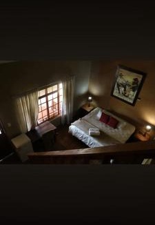 Oudtshoorn Hotel | Smitswinkelaccommodation and backpackers
