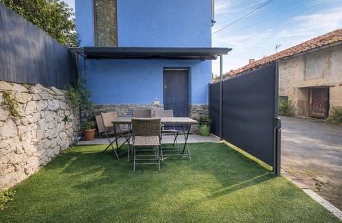 Llanes House | Smurfette Blue