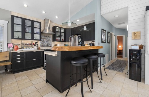 Cedar Key House | Snapper Cove - Close to Everything w/Pool Access!