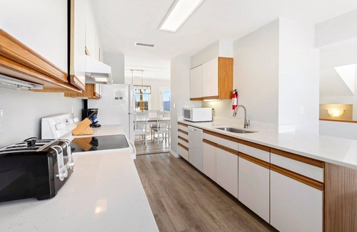 Buxton House | Snapper – Dog-Friendly OBX Stay w/Views
