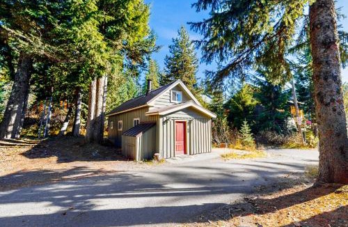 Government Camp House | Sno-Bird #11