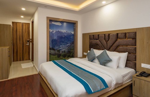Simsa Village Hotel | Snow White Regency Manali