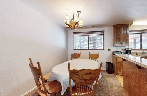 Montgomery Estates House | Snowbird-friendly house near skiing with hot tub & wood-burning fireplace