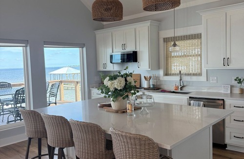 Ono Island House | Snowbirds and Fall/Winter renters- 4 bedroom house in Orange Beach on the water!