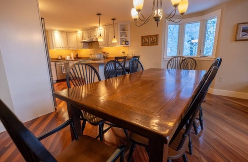 Montgomery Center House | SnowDream Chalet - Jay Peak 4 miles!