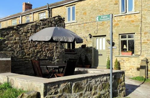 Thornton Steward House | Snowdrop Cottage