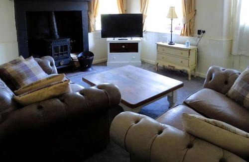 Thornton Steward House | Snowdrop Cottage
