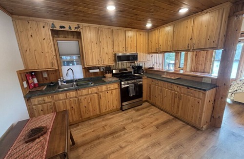 Nevis House | Snowmobile/ATV/Horseback Riding Haven: Quick Trail Access + Games/Entertainment Room