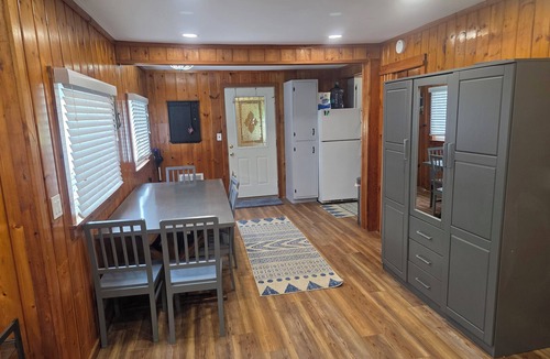 St. Helen House | Snowmobile. Ice Fish. Cross Country Ski, Pet Friendly! Bon Fire Pit.