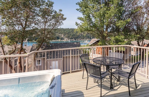 Deer Harbor Resort | So beautiful, So peaceful, So amazing !