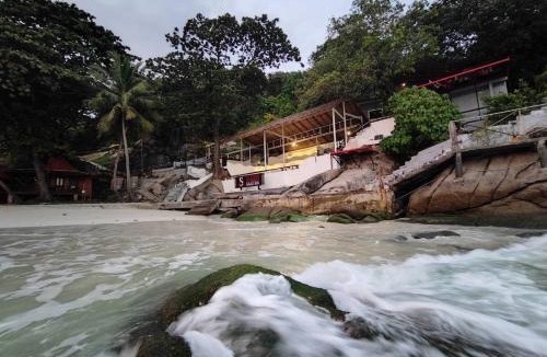 Baan Tai Hostel | So Good Haad Rin Hostel