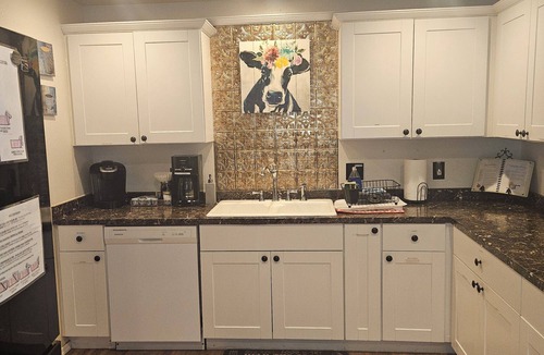 Winona House | So much Fun! Spacious Home with Amenities Galore! Pool Table, Hot-Tub, Poker