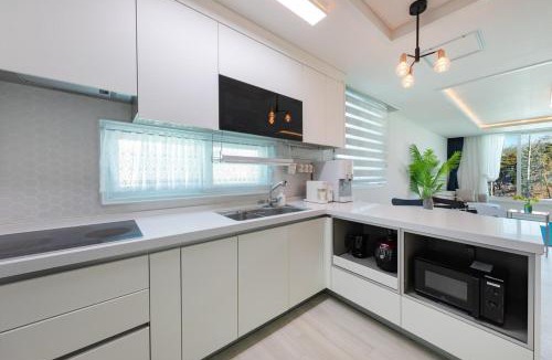 Sokcho House | Soakcho Biroso Spring