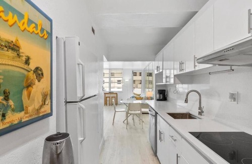 South Beach Apartment | SOBE Miami Bch LINCOLN RD &BCH 1 Bed/Liv OCEAN VIEWS TERRACEfree Park POOL GYM