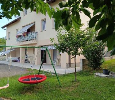 Postojna House | Sobe pri Roži
