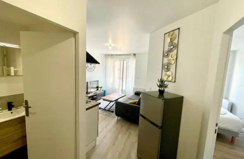 Annemasse Apartment | SOBNB Adrien Ligué D -Appartement neuf centre ville d'Annemasse