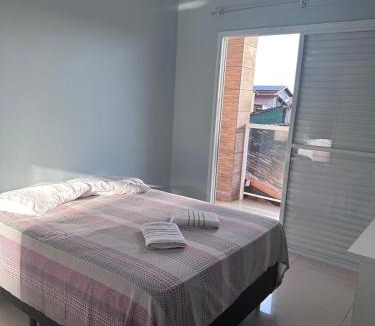 Centro House | Sobrado top com piscina, espaço gourmet, próximo à praia com Ar Condicionado