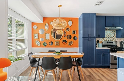 Austin House | SoCo & Zilker 3BR | Private Yard Retreat