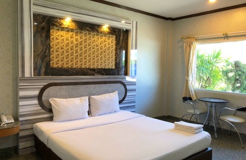 Kamphaeng Phet Hotel | Soda Resort